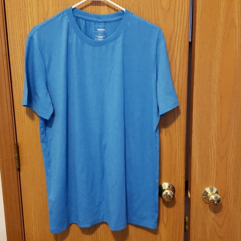 Excellent Condition Pre-loved Sonoma Blue T-Shirt
